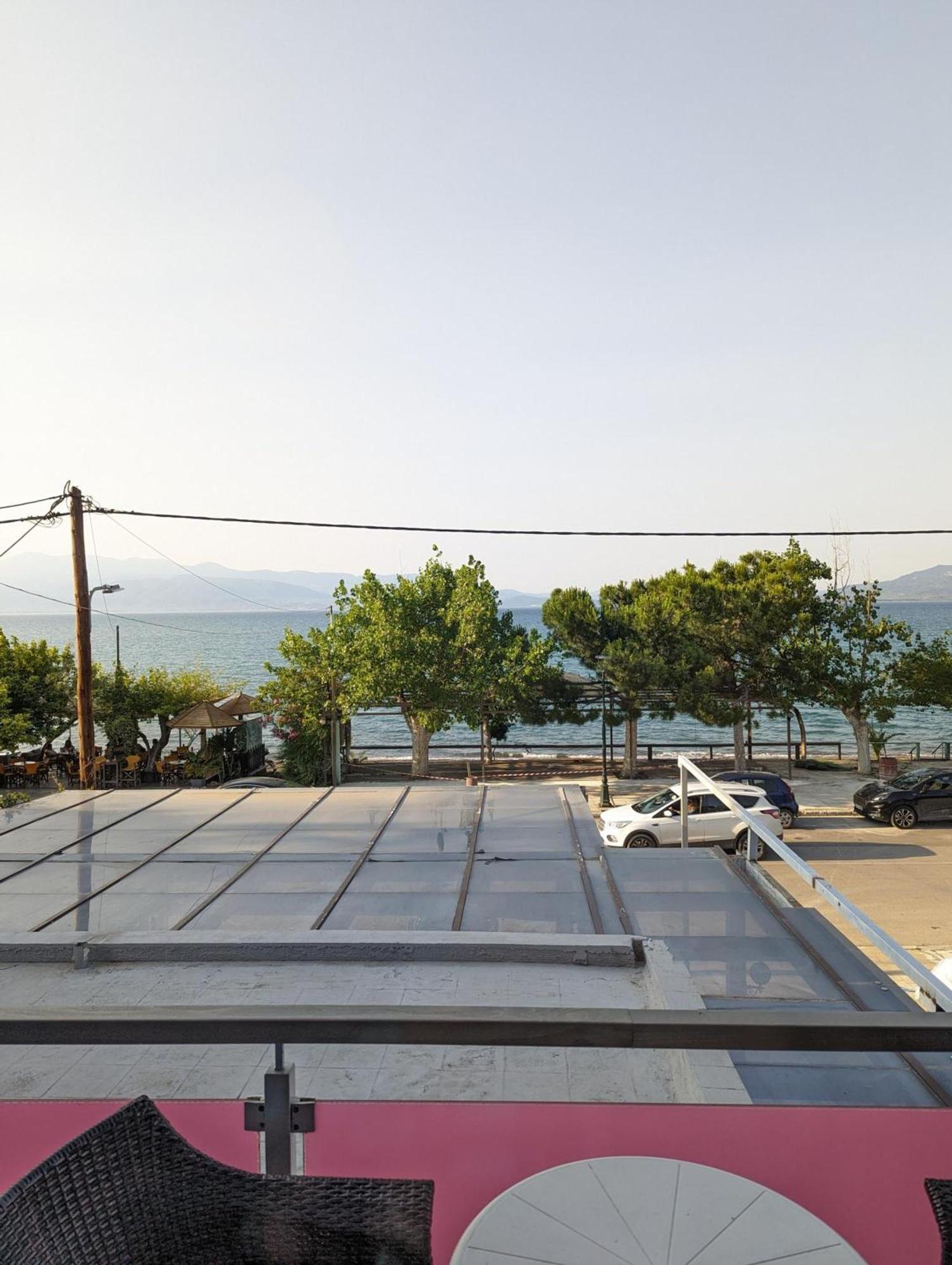 Okeania Seafront In *
